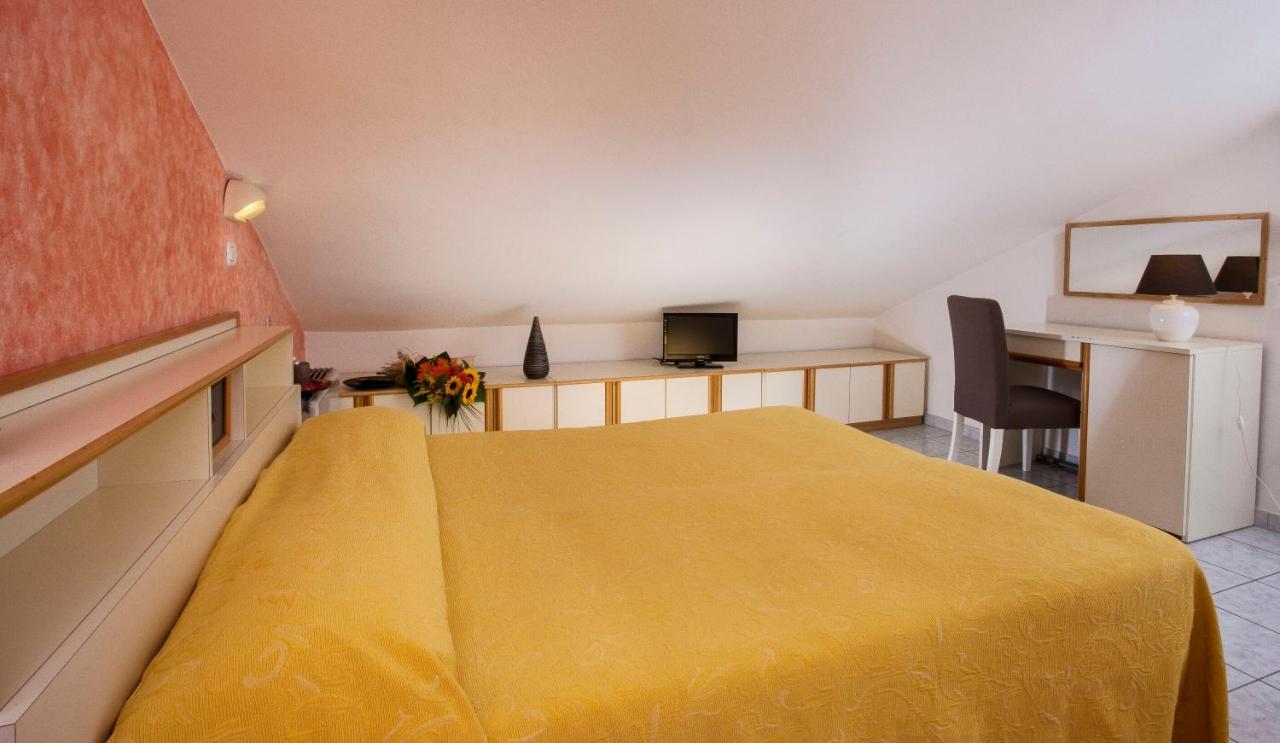 Hotel Locanda Rosy Cattolica Room photo